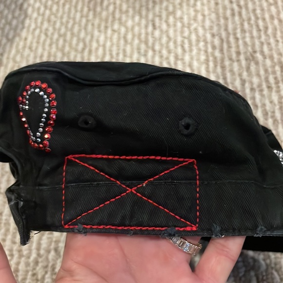 Hat - Picture 4 of 4